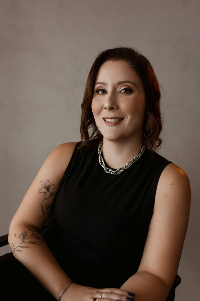 Aline Carvalho​ - Núcleo de Estudos de Obesidade (NEO) do IPQ-HCFMUSP